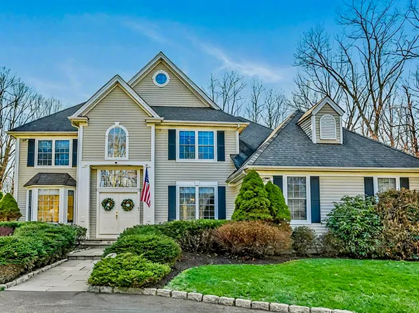 6 Windy Hill Road, Redding, CT 06896