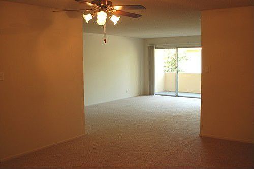 1st image of 33 Hayward Ave