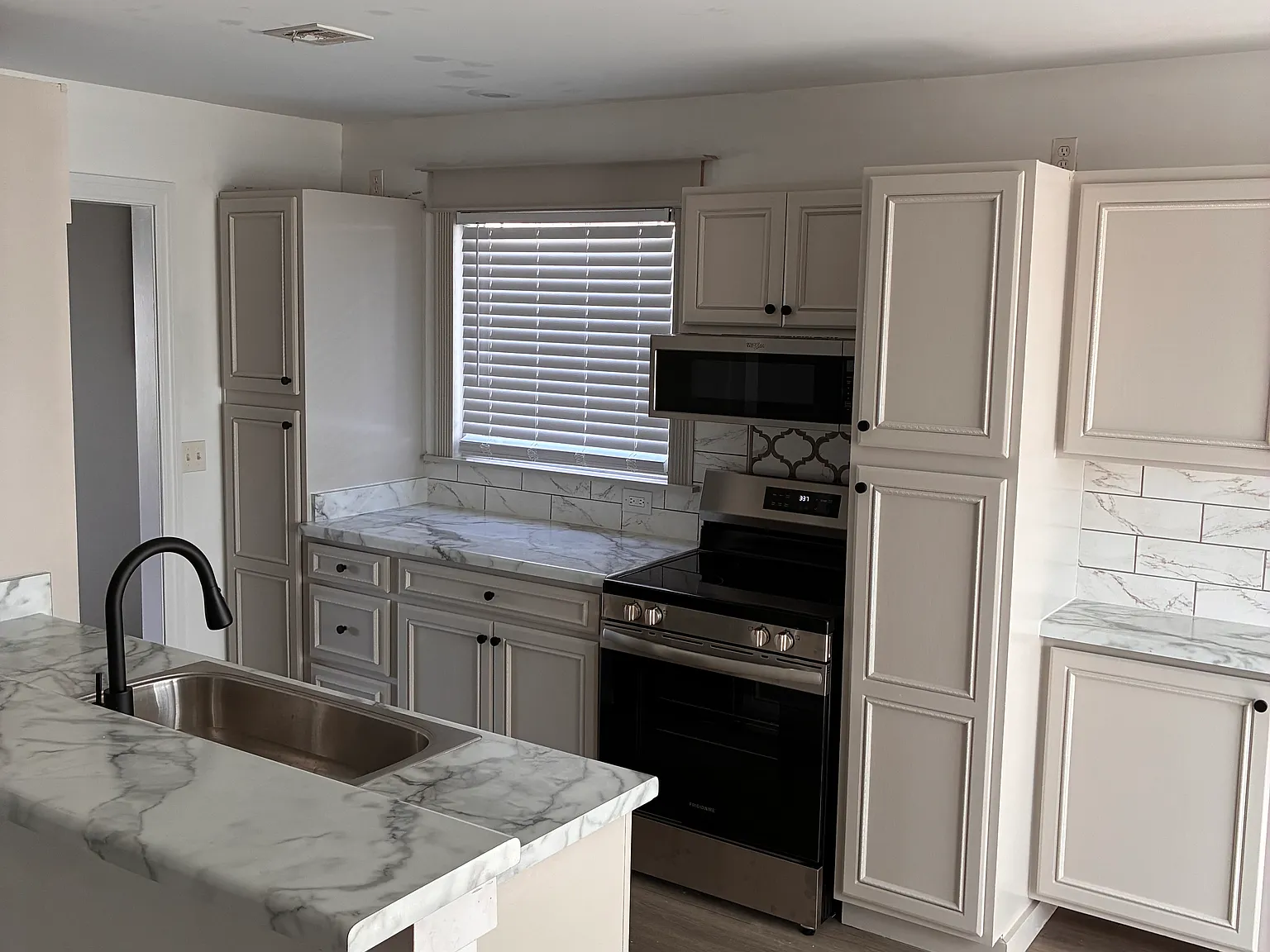 3 bed, 1304 sqft, $1,695 — Photo 3