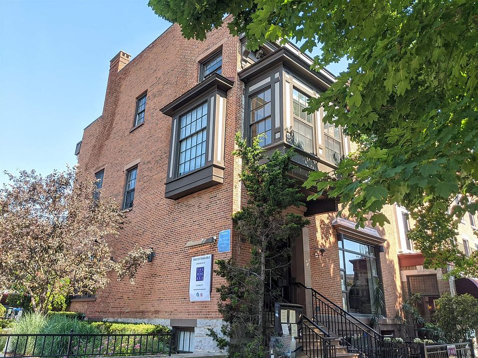 1st image of 417 Broadway #C