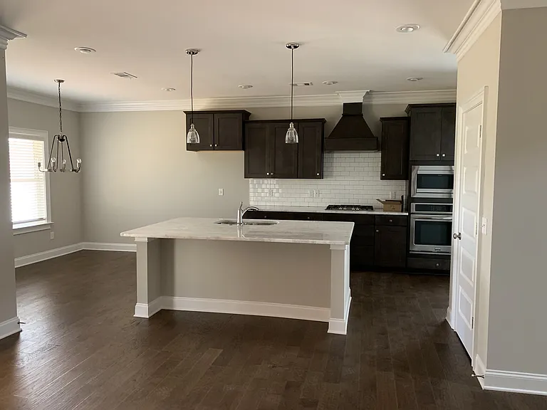 987 Falconer Dr — Photo 5