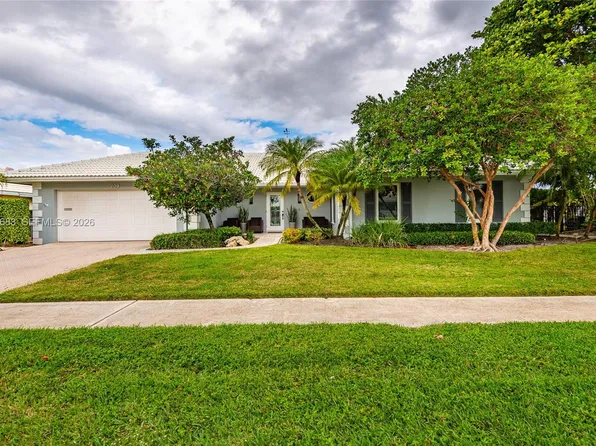 709 SW Elm Tree Ln, Boca Raton, FL 33486