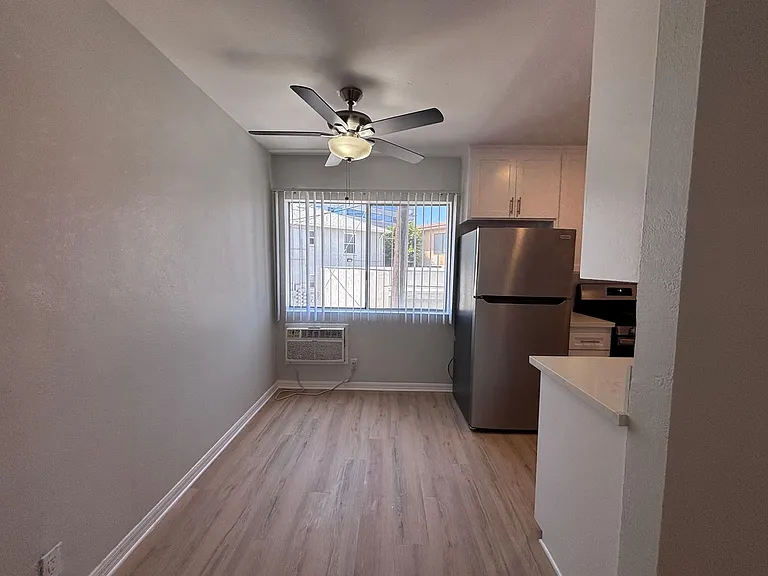 12323 Texas Ave — Photo 23