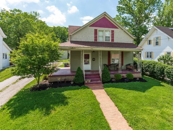 704 Maple Ave, Falmouth, KY 41040