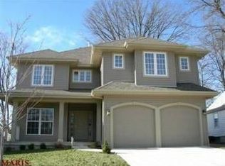 703 Simmons Ave, Saint Louis, MO 63122