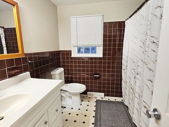 5th image of 27 Orillia Dr