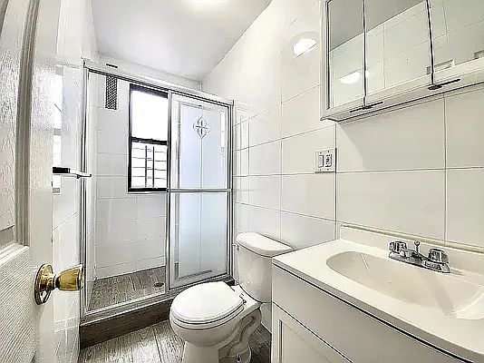 5th image of 210 W 133rd St #1F