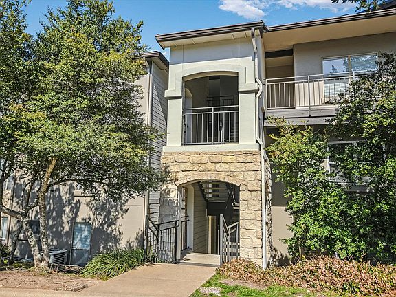 2nd image of 6000 Shepherd Mountain Cv Unit 604