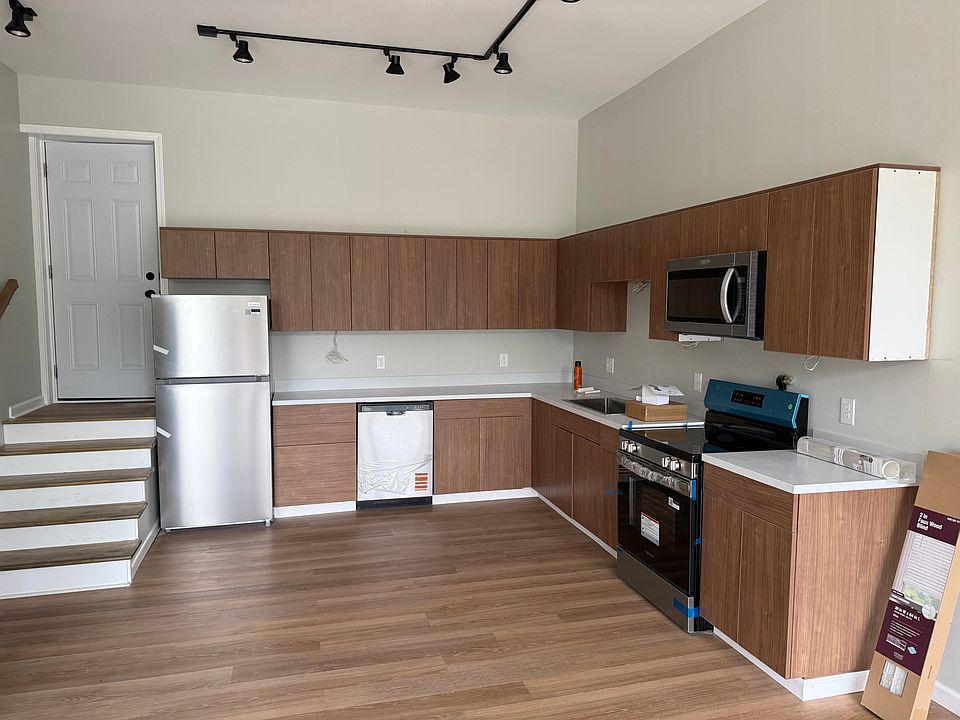 1st image of 1018-01020 Kenilworth Ave