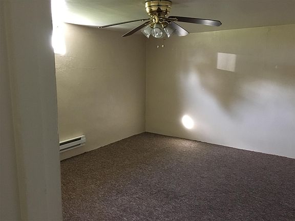 4th image of 204 S 10th St APT 1