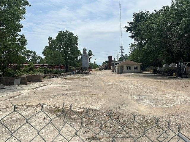 1st image of 8970 Forney Rd