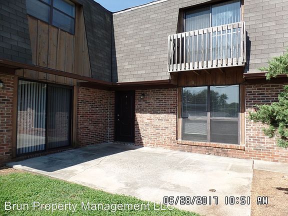 2nd image of 502 Cedartop Ln APT D