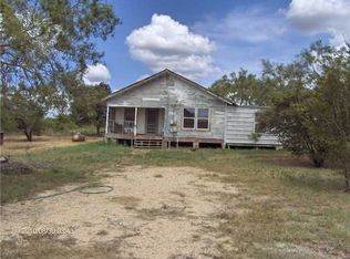 190 Meadowwood Ln, Dale, TX 78616