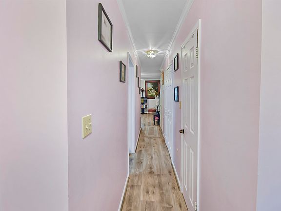 3rd image of 601 37th Ave. N Unit C