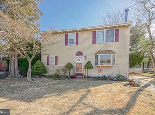 312 Roberts Ave, Bellmawr, NJ 08031