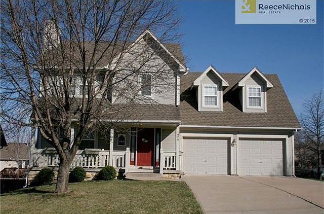Welcome home to 1020 N Elizabeth Ave!