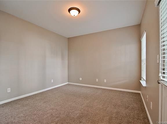 4th image of 14239 Waterfowl Ln