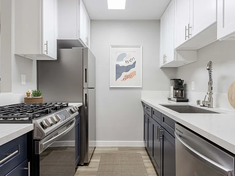 Patterson Place — Photo 2