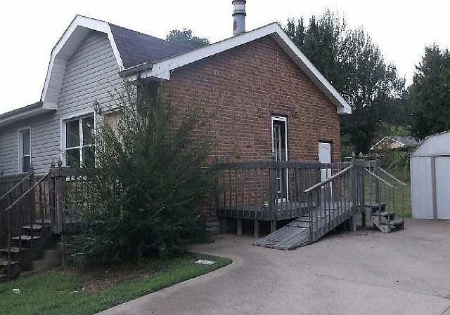 1st image of 523 Appleton Dr