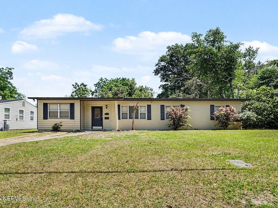 1st image of 527 OGLETHORPE Road