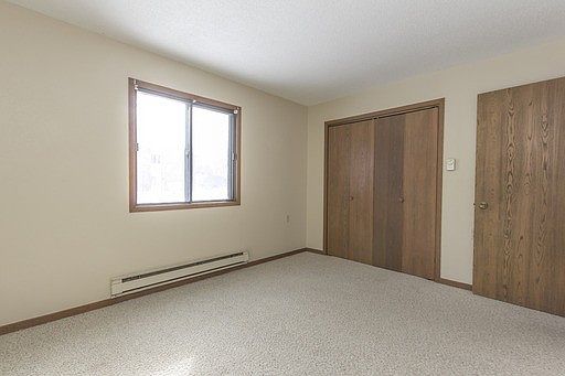 5th image of 203 Gabrielson Dr APT 2