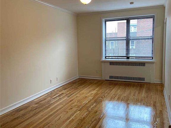 2nd image of 36-20 Bowne St #6G