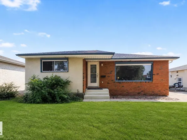 3511 73rd St NW, Edmonton, AB T6K 0M2