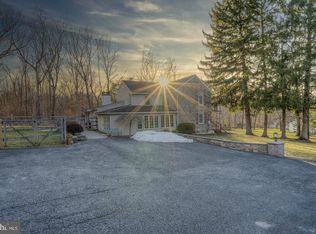 1113 Three Mile Run Rd, Perkasie, PA 18944