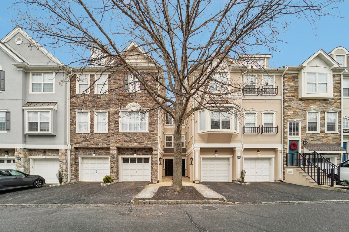 Carrington Pl-001.jpg