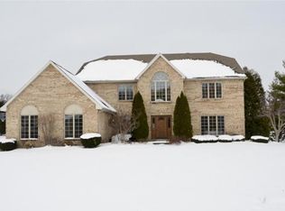 15733 Lake Forest Ct, Granger, IN