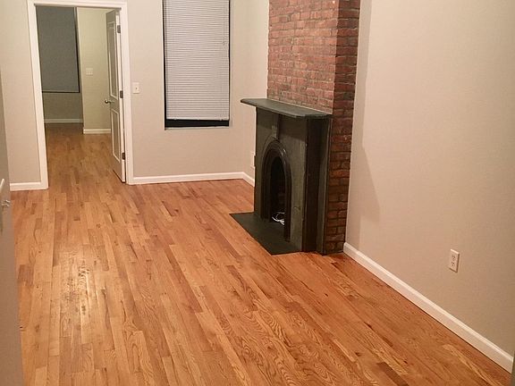 5th image of 572 Jersey Ave APT 1R