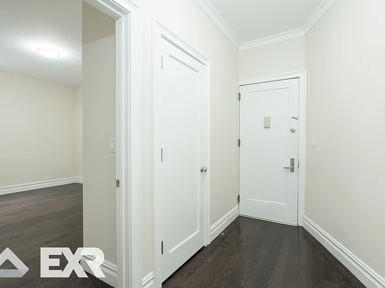 526 W 111th St #4CC — Photo 19