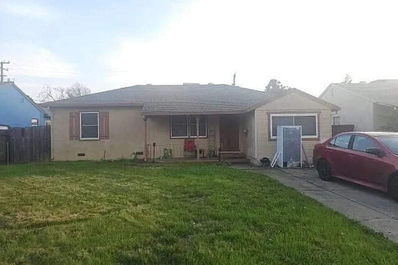 6344 34th Ave photo 1