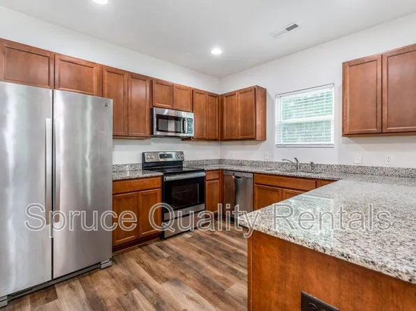 412 Melshire Ct, Winston Salem, NC 27127