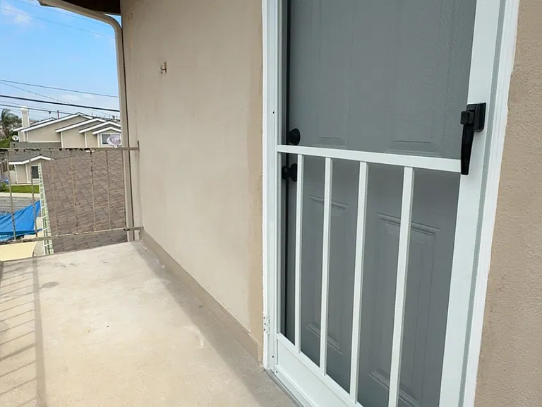 2014 Morgan Ln #4 — Photo 1