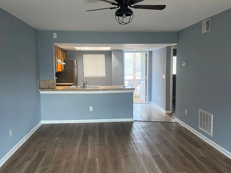 1301 Pridgen Rd #105 — Photo 3