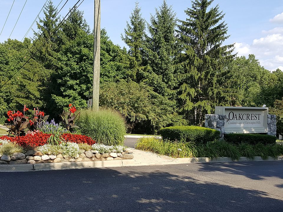 Oakcrest Condominiums