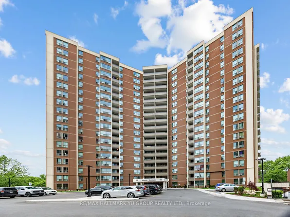 15 Vicora Linkway #401, Toronto, ON M3C 1A7