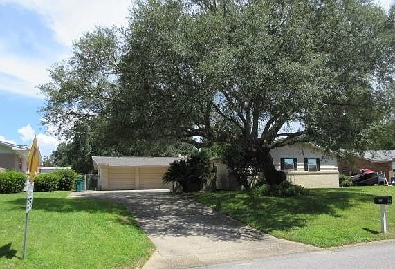 1st image of 207 Priscilla Dr
