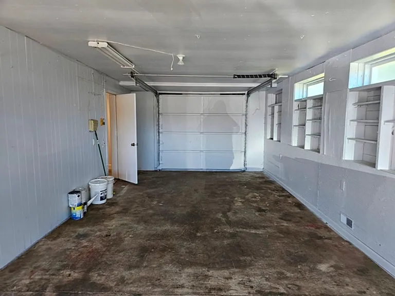 460 Talmadge Rd — Photo 22