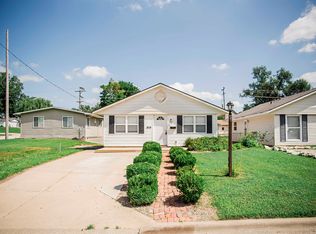 1609 Cedar St, Quincy, IL 62301