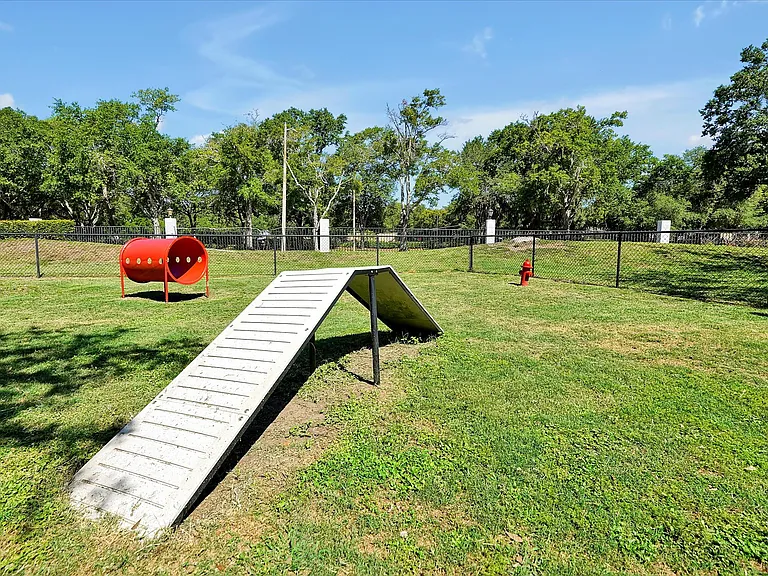 ARIUM Mariner's Village — Photo 33