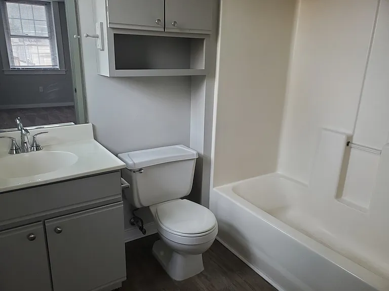 Welcome to Rosenwald Apartments - From Studios to 2 bedrooms Located in Downtown Lancaster! — Photo 27
