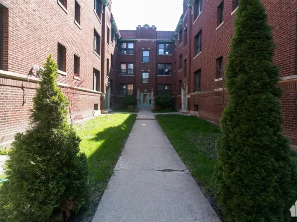 2641 N Spaulding Ave APT 1E, Chicago, IL 60647