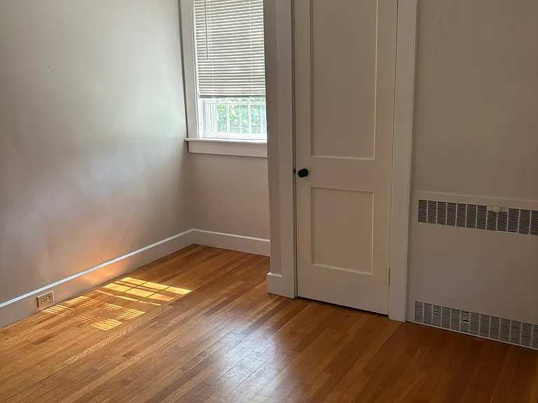 15 Ridgewood Ave — Photo 31