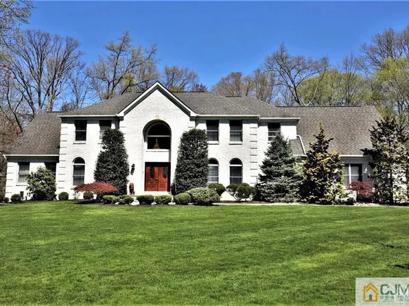 36 Drinking Brook Rd S, Monmouth Junction, NJ 08852