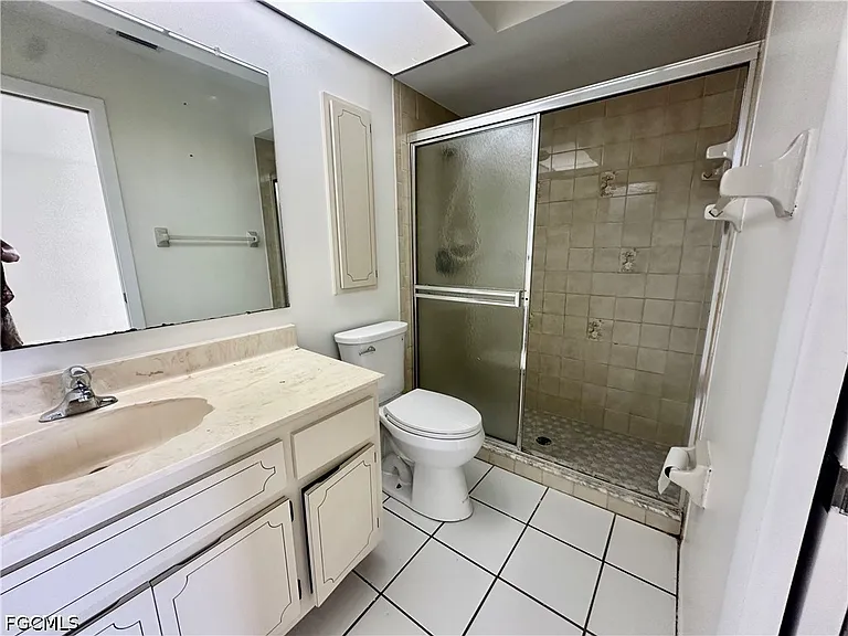 3822 SW 5th Pl — Photo 9