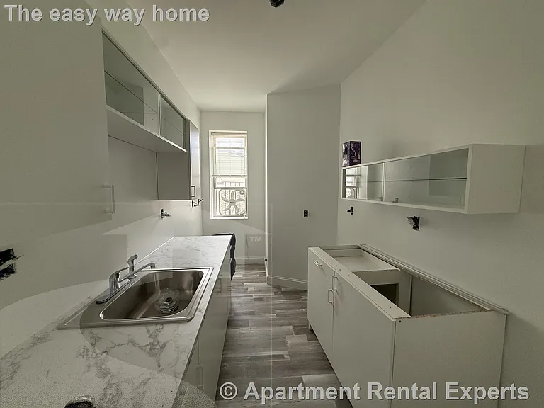 72 Kirkland St #35 — Photo 2