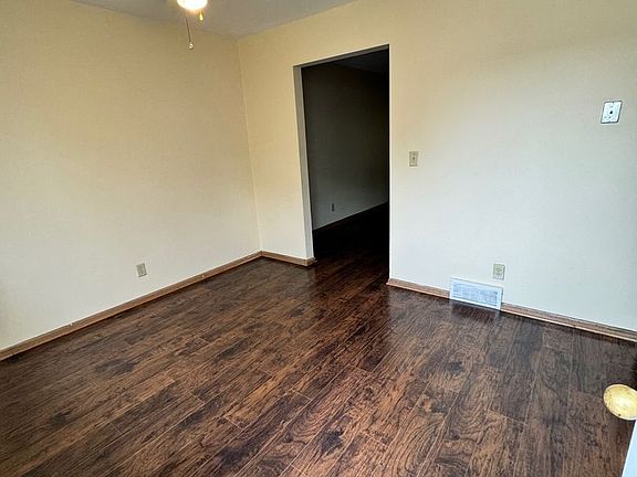 3rd image of 4523-4545 Apple Orchard Ln #4531