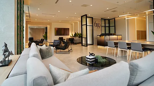699 Sheppard Ave E Photo 1